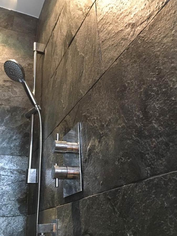 Altholz-im-Bad-1 Altholz im Bad DUSCHE